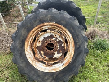 Image 1 of 4