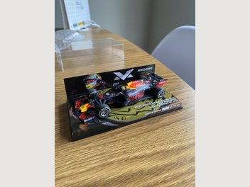 Image 1 of 5