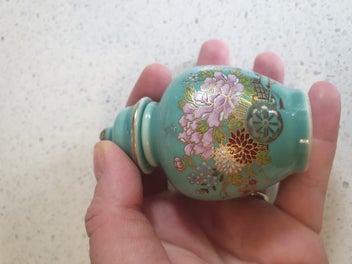 Image 1 of 6