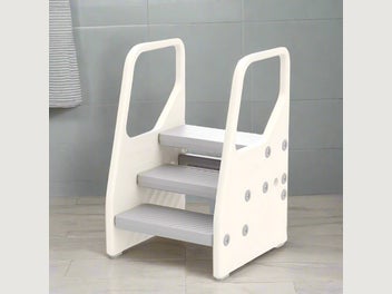 Image 1 of 7