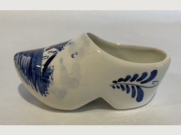 Image 1 of 8