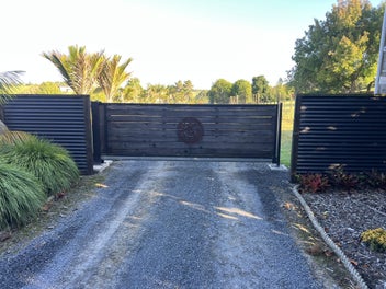 Image 1 of 2