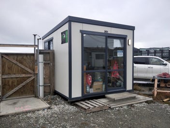 Image 1 of 6