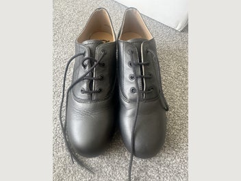 Image 1 of 7