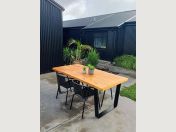 Image 1 of 6