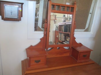 Image 1 of 7