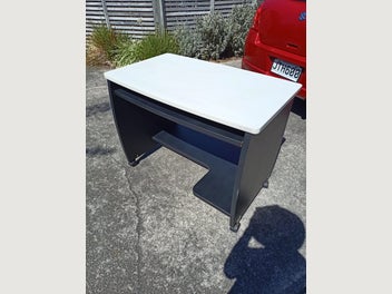 Image 1 of 5