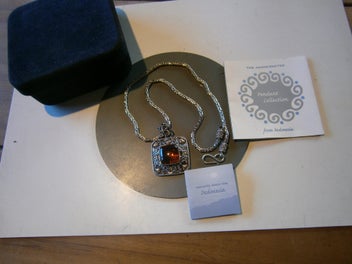 Image 1 of 7