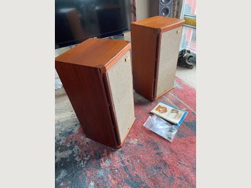 Image 1 of 7