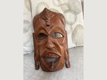 Image 1 of 7