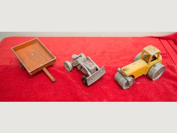 Image 1 of 6