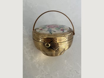 Image 1 of 20