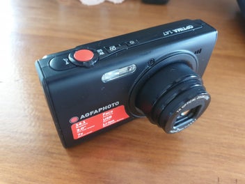 Image 1 of 3