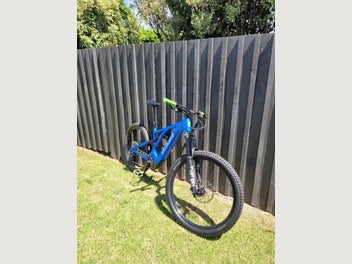 Image 1 of 7