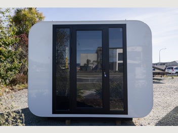 Image 1 of 6