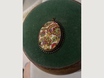 Image 1 of 7