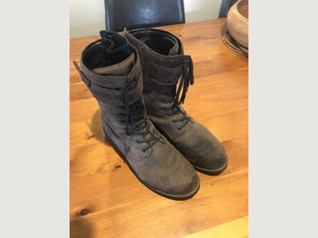 Image 1 of 6