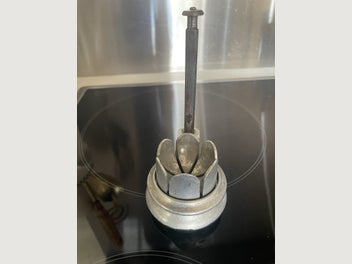 Image 1 of 2
