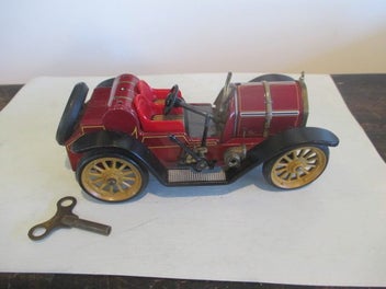 Image 1 of 7