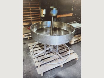 Image 1 of 6