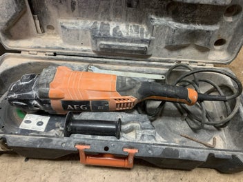 Image 1 of 4