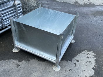 Image 1 of 3