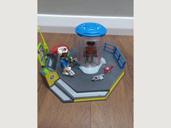 Image 1 of 5