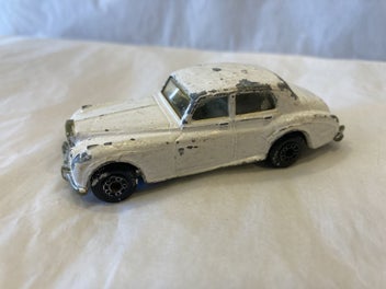 Image 1 of 5