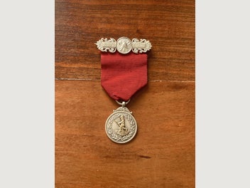 Image 1 of 5