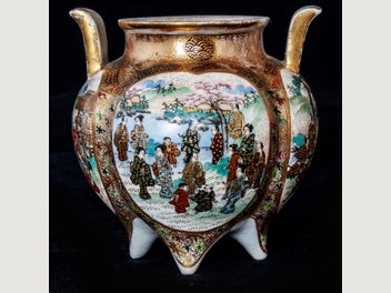 Image 1 of 5