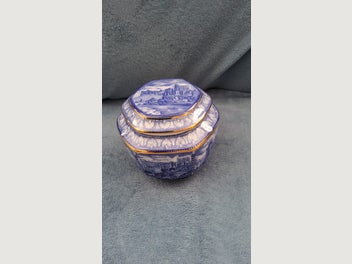 Image 1 of 7