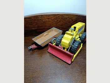 Image 1 of 6