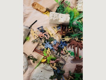 Image 1 of 7