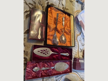 Image 1 of 4