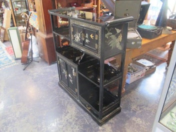 Image 1 of 8