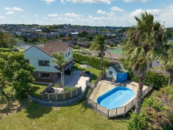 Image 1 of 1