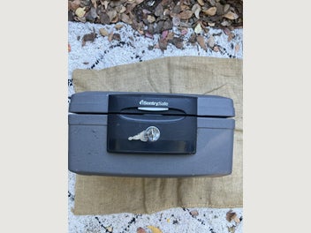 Image 1 of 3