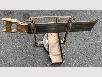 Image 1 of 7