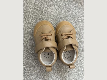 Image 1 of 7