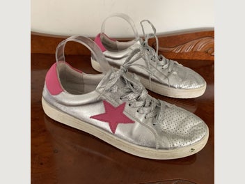 Image 1 of 4