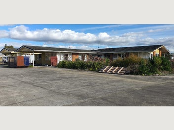 Image 1 of 2