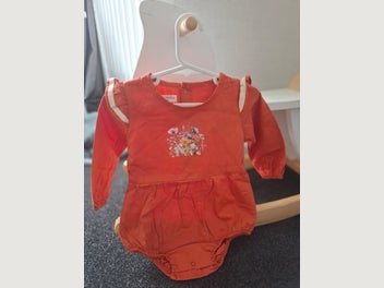 Image 1 of 4