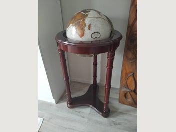 Image 1 of 4