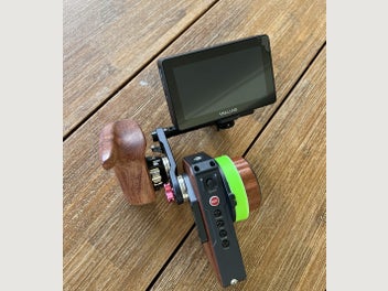 Image 1 of 6