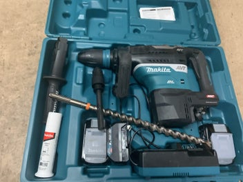 Image 1 of 4