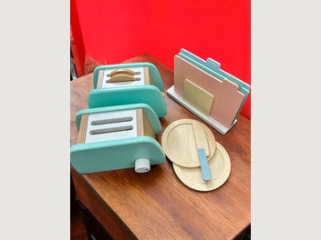 Image 1 of 3