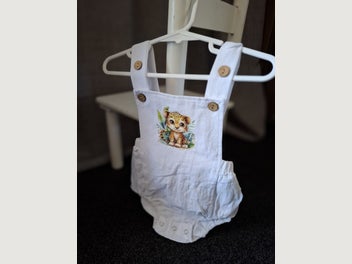 Image 1 of 6