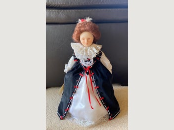 Image 1 of 8