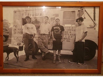 Image 1 of 7