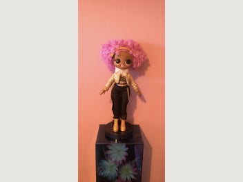 Image 1 of 8